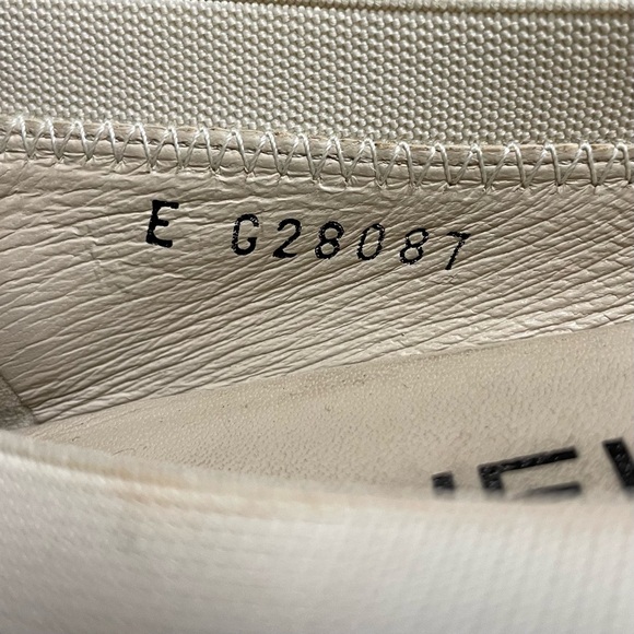 Women's CHANEL Ivory LEATHER Black CAP TOE Ballet Flats DESIGNER Shoes 37.5 - Picture 7 of 7